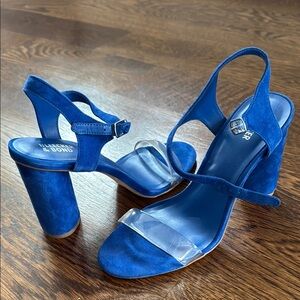 Blue Chunky Heels with Cylindrical Heel